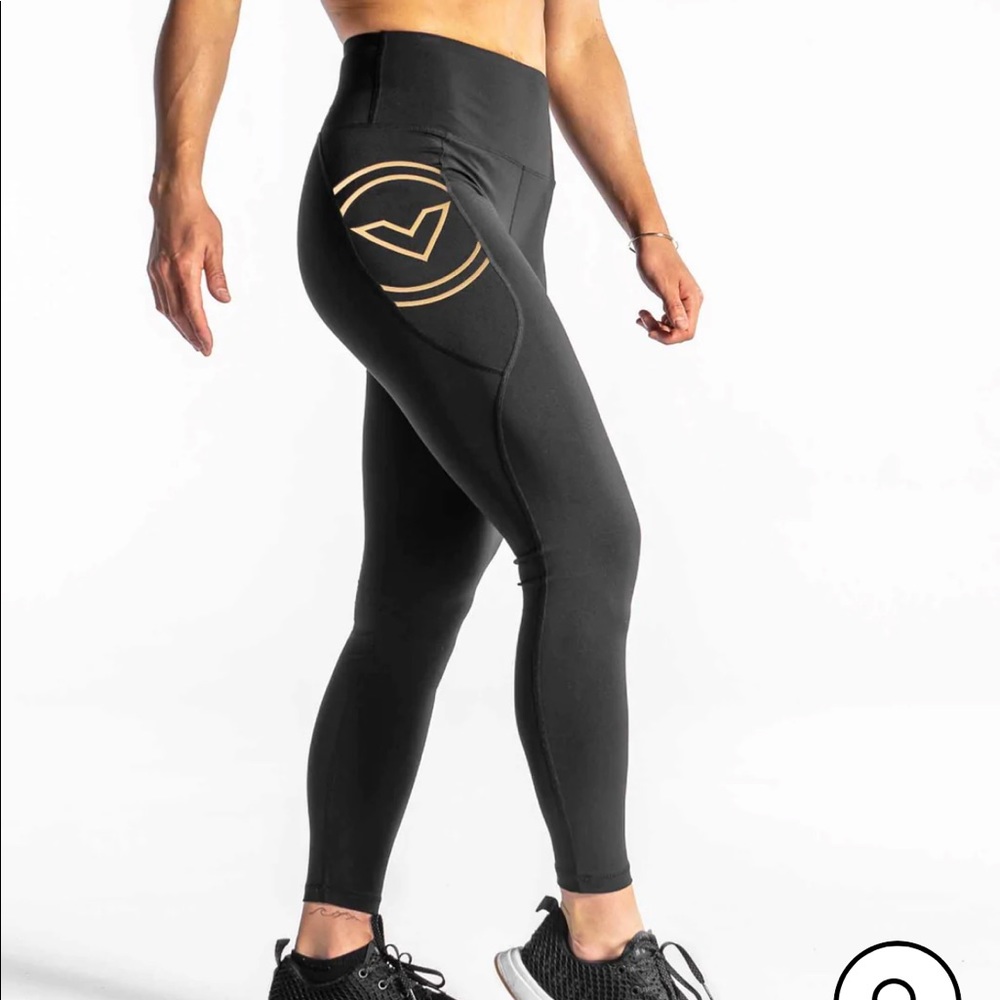 Virus Eau7 Tech Pants - image 4